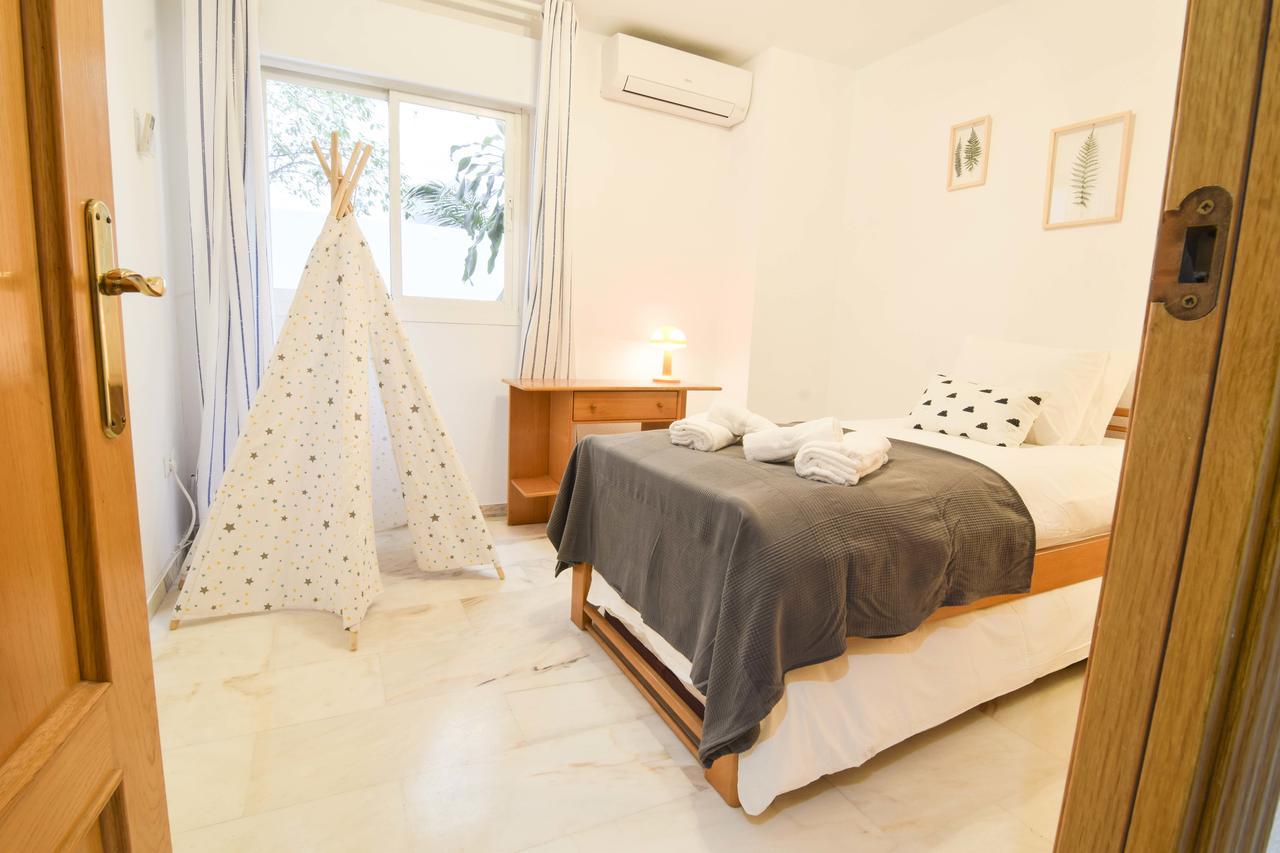 Letmalaga West Beach Bagian luar foto